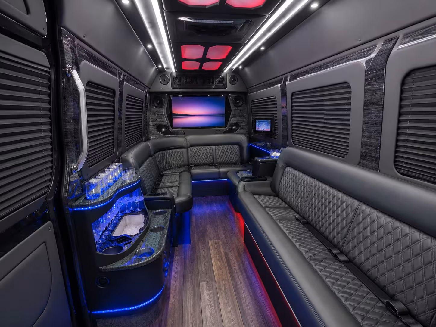 shift change shuttle buses for sioux falls medical campuses